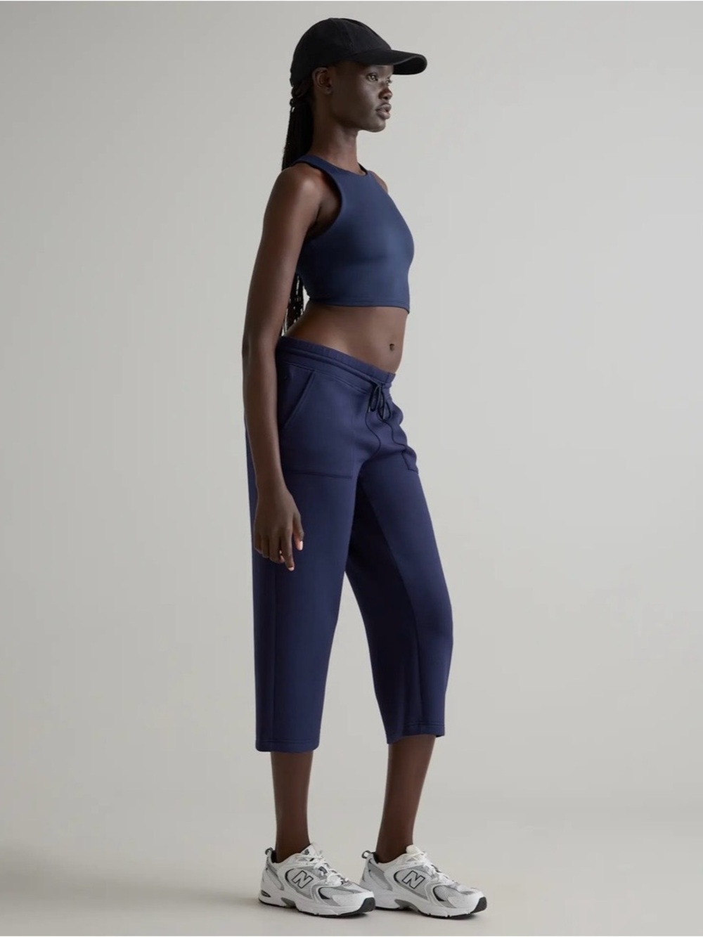 QUINCE Claud Comfort Cropped Sweatpants - Picture 5 of 15